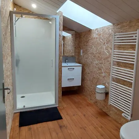 Le Fief Guibert D'hotes - - Elevage De Lamas En Vendee Le Poire-sur-Vie
