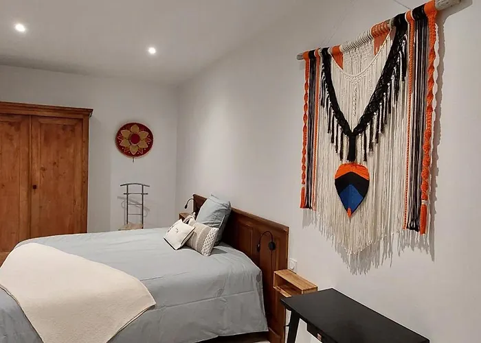 Le Fief Guibert D'hôtes - - élevage De Lamas En Vendée Le Poiré-sur-Vie